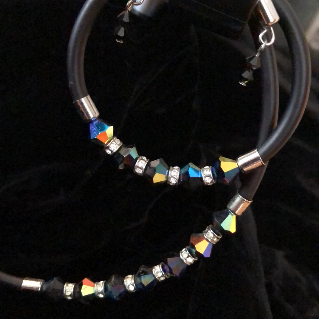 Ab Colored Crystals & Rhinestones On A Black Choker And Bracelet Set
